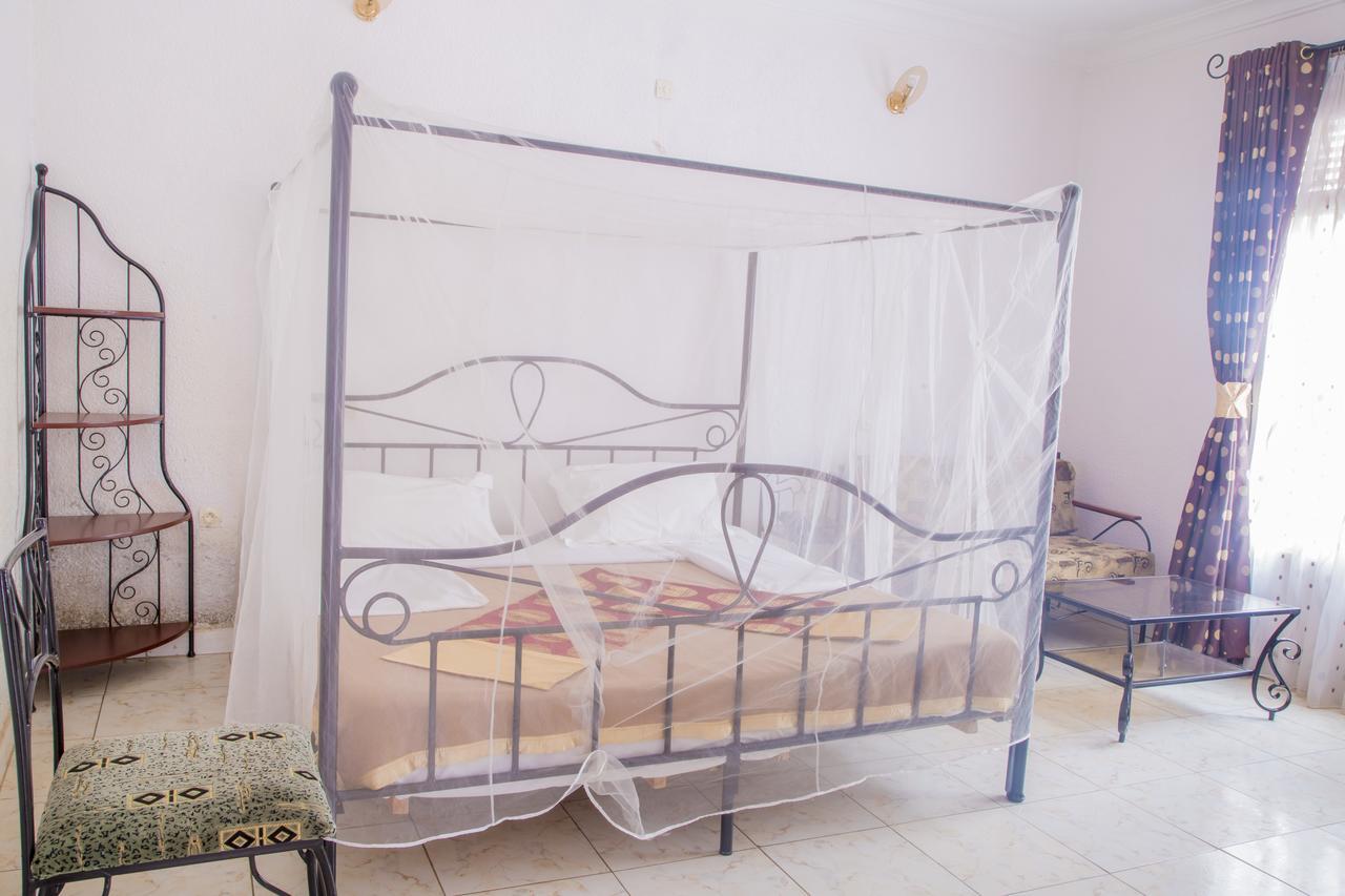 Radius Guest Flats Bed & Breakfast Kigali Exterior foto